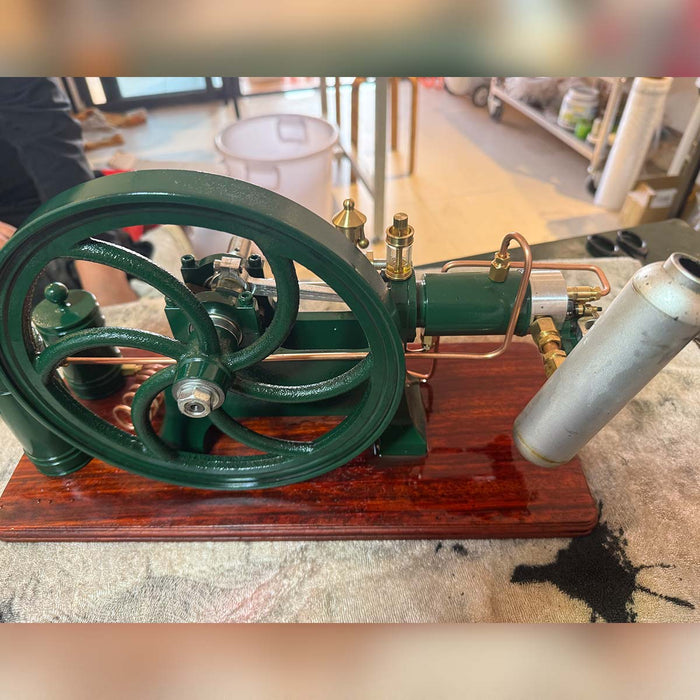 RETROL Vintage Horizontal Mill 4-Stroke Water-Cooled Gasoline Internal Combustion Engine Model