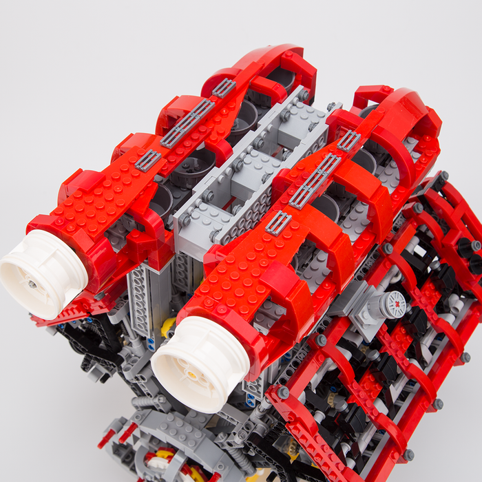 MOC Ferrari V8 Twin Turbocharged Direct Injection Naturally Aspirated Engine Building Blocks Set - Dynamic Version - 2830PCS - Enginediyshop